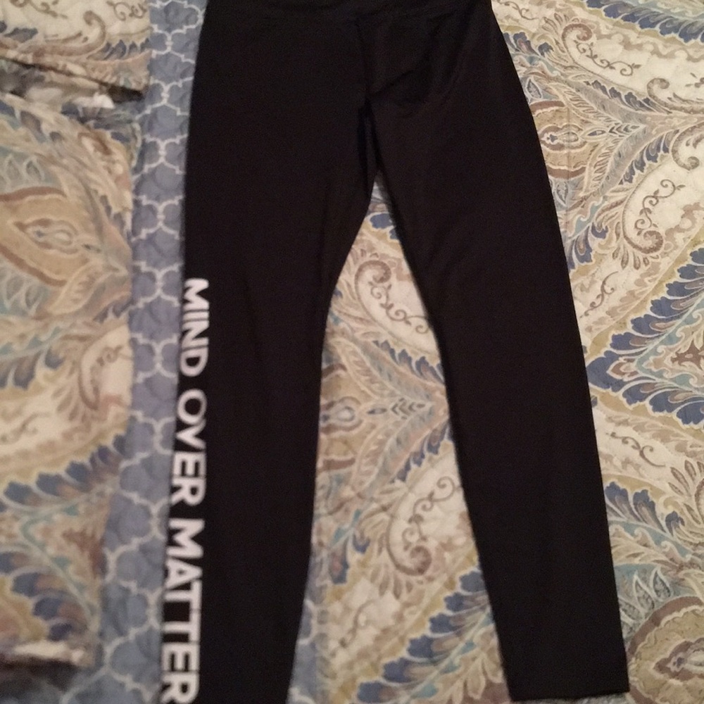 Exercise leggings